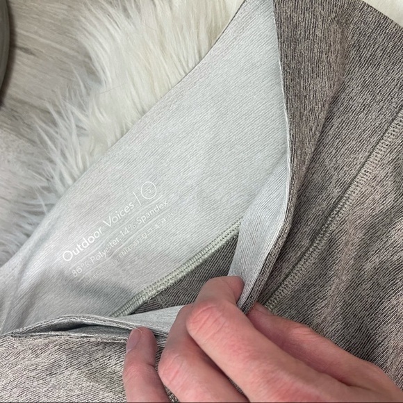 Outdoor Voices 7/8 Spring Colorblock‎ Leggings - Picture 4 of 6